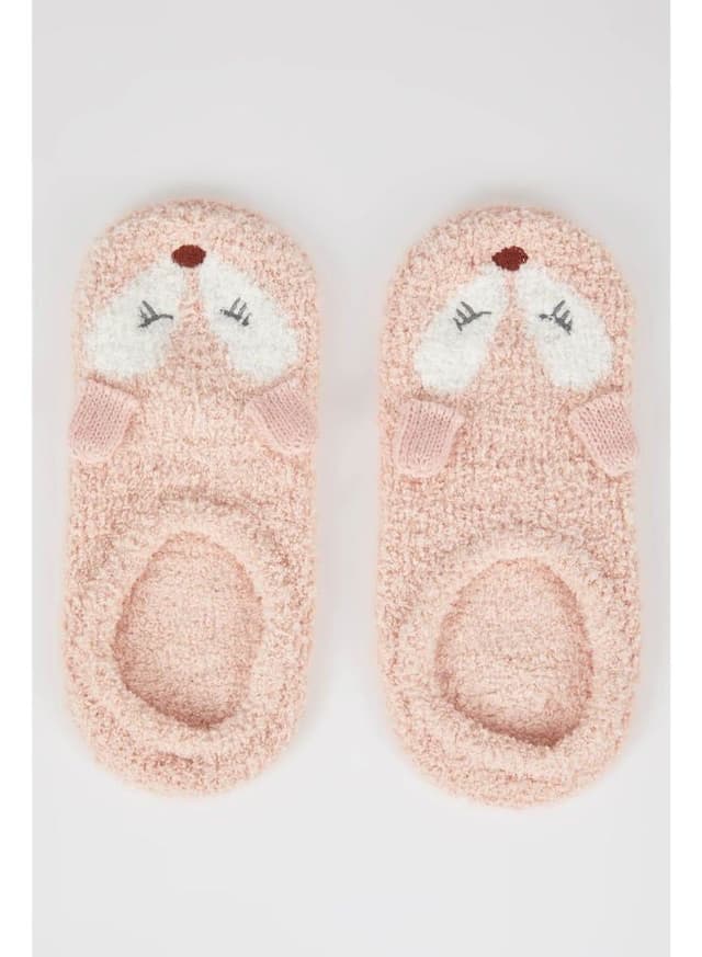 woman-socks