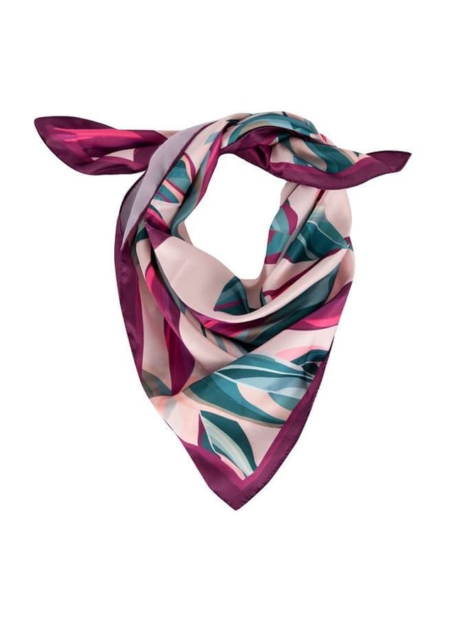 woman-shawl